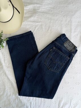 Levi’s “Baggy” Jeans